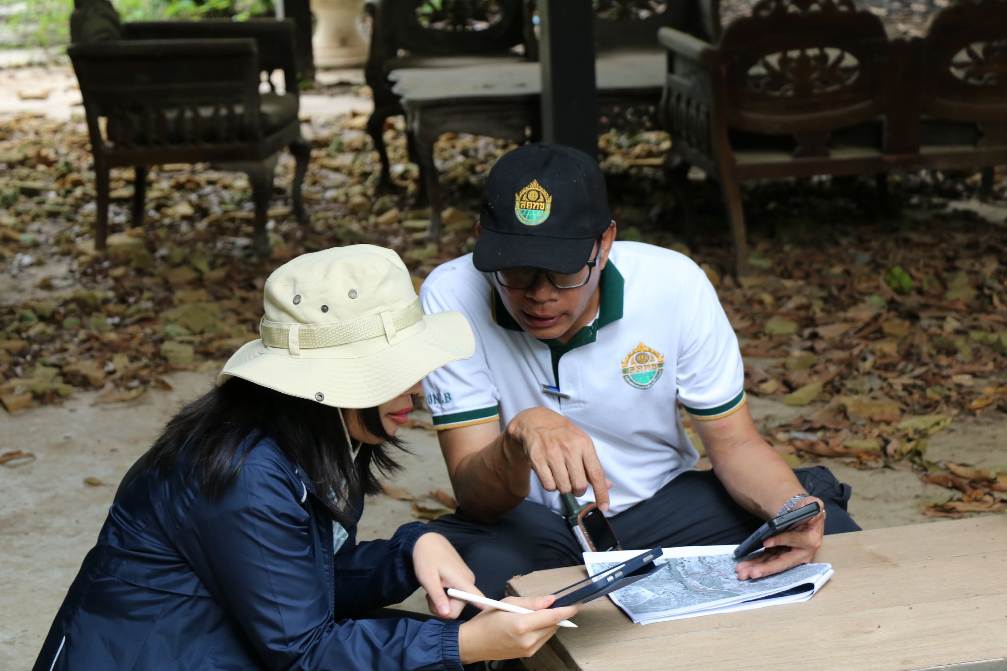 กองที่ดินของรัฐลงพื้นที่ตรวจสอบข้อมูลภาคสนามประกอบการอ่านภาพถ่ายทางอากาศ จังหวัดกาญจนบุรี