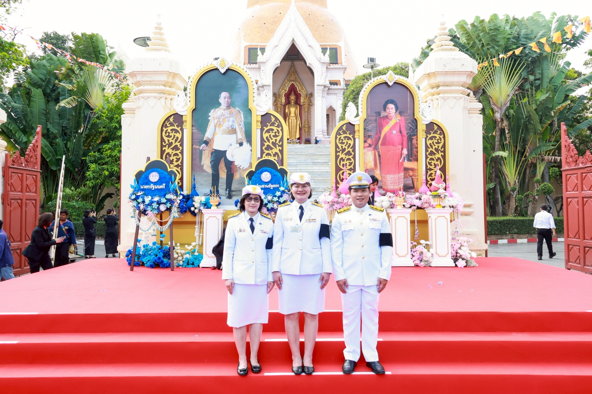 พิธีเจริญพระพุทธมนต์และทำบุญตักบาตรถวายพระราชกุศล เนื่องในวาระสำคัญ ๑๐๐ ปี แห่งการสวรรคตพระบาทสมเด็จพระมงกุฎเกล้าเจ้าอยู่หัว และ ๑๐๐ ปี วันคล้ายวันประสูติสมเด็จพระเจ้าภคินีเธอ เจ้าฟ้าเพชรรัตนราชสุดา สิริโสภาพัณณวดี