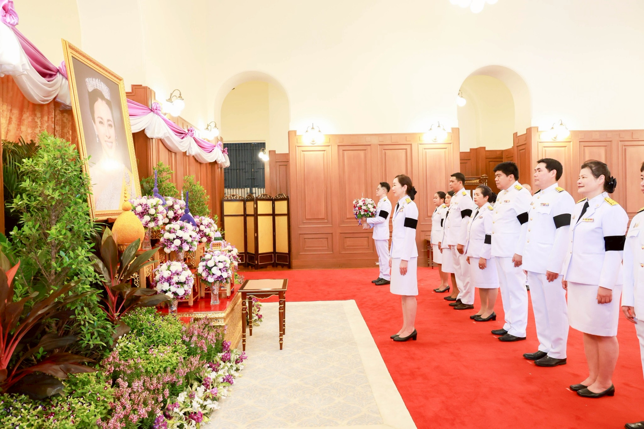 สคทช. ร่วมพิธีเจริญพระพุทธมนต์ ทำบุญตักบาตรถวายพระราชกุศล  เนื่องในโอกาสพระราชพิธีมหามงคลเฉลิมพระชนมพรรษา ๔ รอบ สมเด็จพระนางเจ้าฯ พระบรมราชินี ๓ มิถุนายน ๒๕๖๙